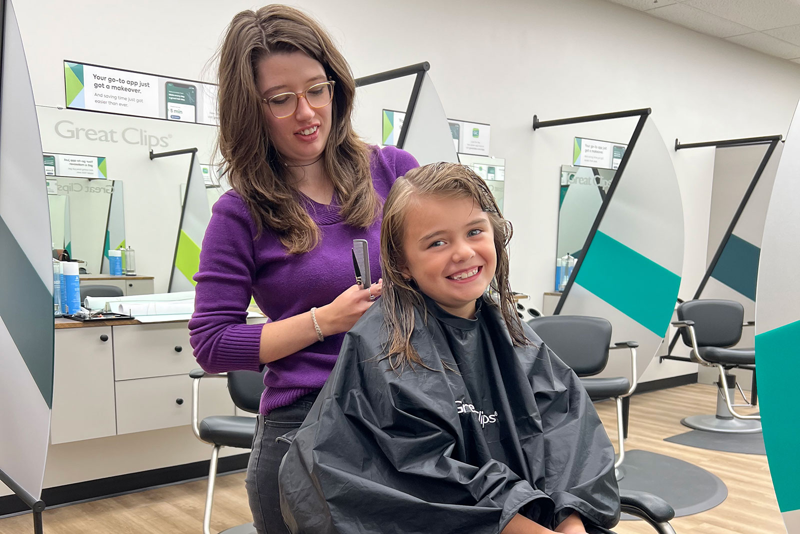 High-energy, talented, fun stylists & barbers needed (Great Clips at South Lakes Village Center)