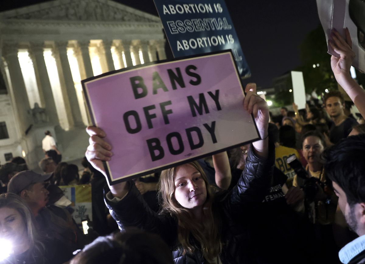 Morning Update: Leaked U.S. Supreme Court decision suggests majority set to overturn Roe v. Wade, Politico reports