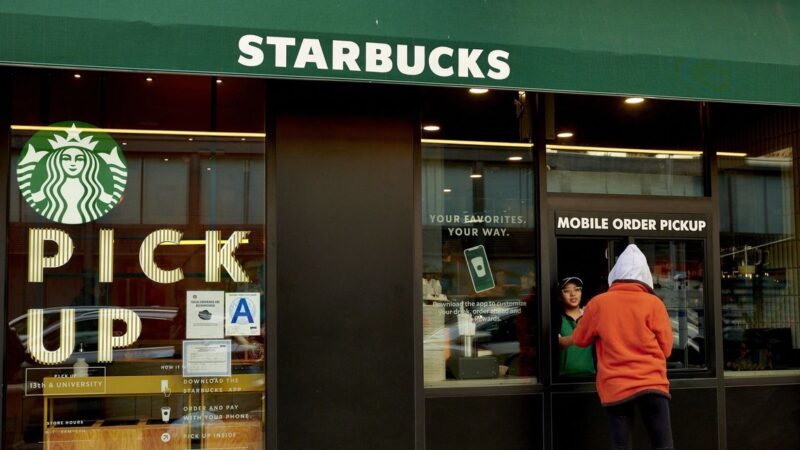 Starbucks Plans Barista Raises, Says Unionized Cafes Will Need to Bargain