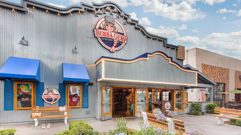 Workers Reveal What It’s Really Like To Work At Bubba Gump Shrimp Company