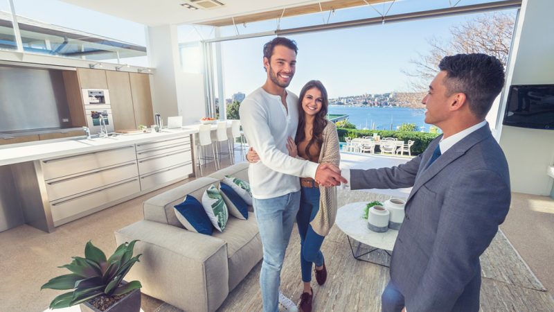 Three Tips to Differentiate Yourself in Luxury Real Estate — RISMedia