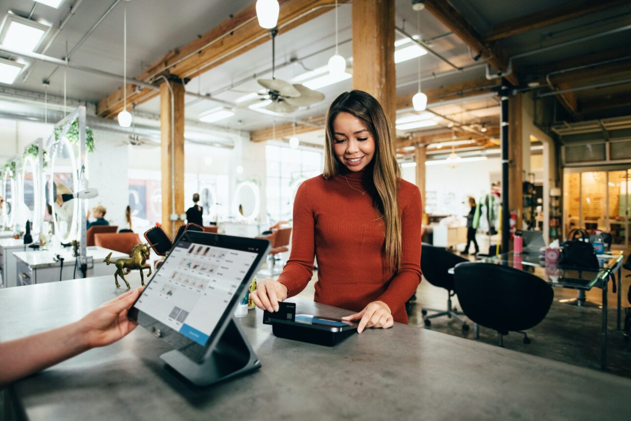 Key Tips for Improving Customer Experience in Your Store Location – 365 RETAIL