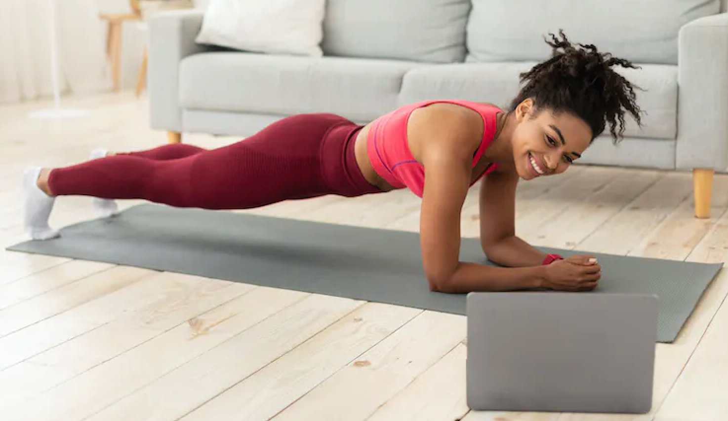 5 tips for choosing the best YouTube fitness videos to change your exercise behavior