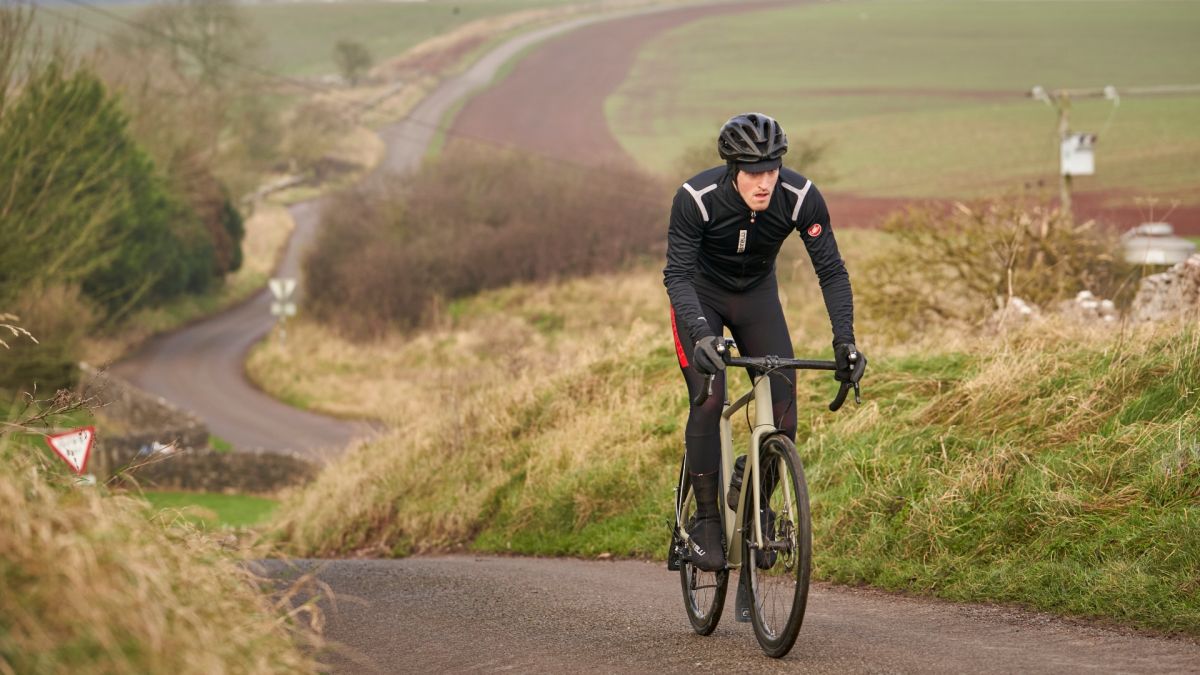 Top picks from Wiggle’s Christmas Sales: dhb, Castelli, Garmin and more