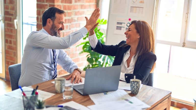 How to Collaborate for a Win-Win with Top Sales Training Companies